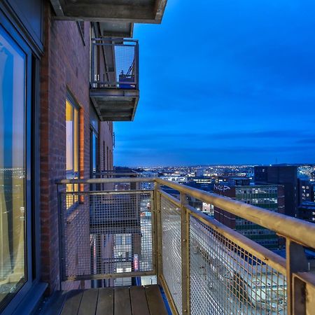 Skyview Apartment By Noknokstay - City Centre With Parking - Group, Family, Business Шеффілд Екстер'єр фото