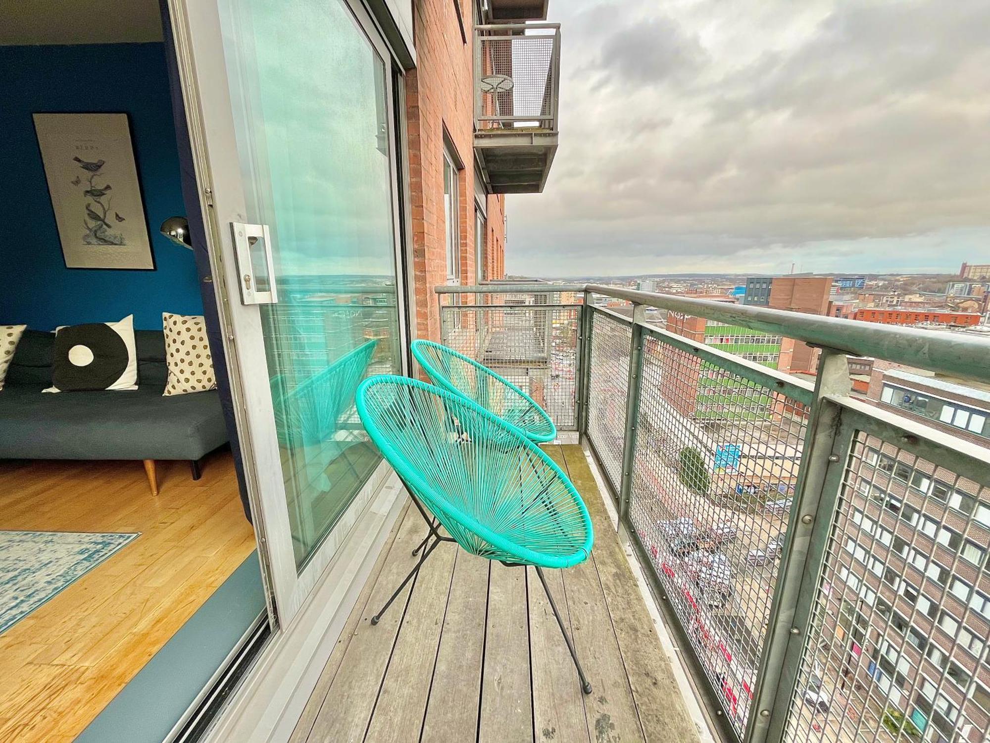Skyview Apartment By Noknokstay - City Centre With Parking - Group, Family, Business Шеффілд Екстер'єр фото