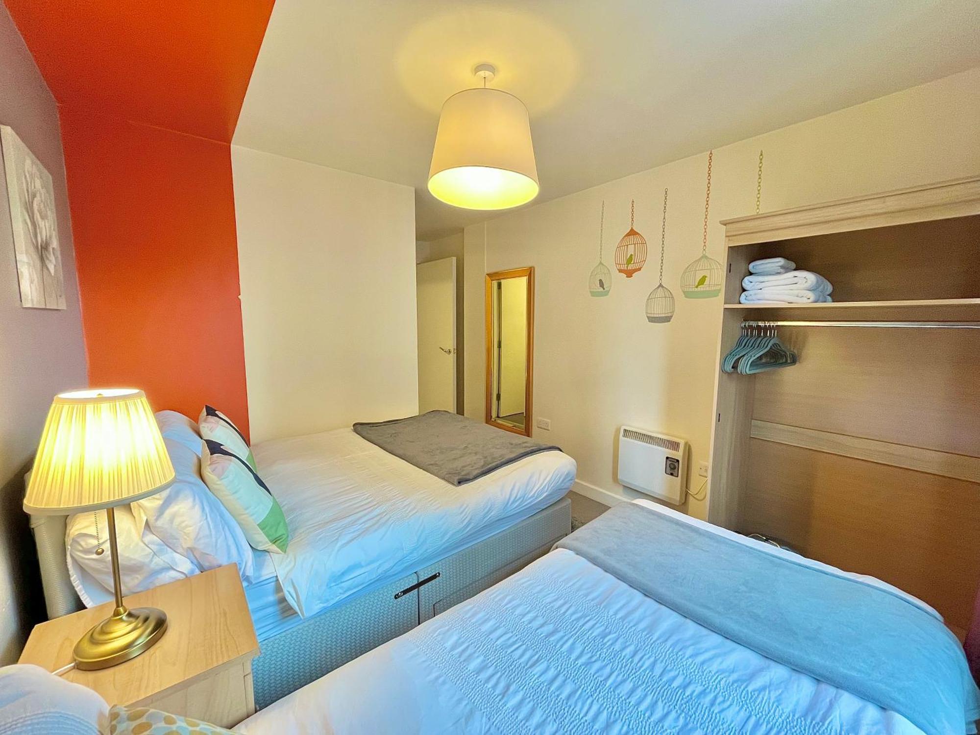Skyview Apartment By Noknokstay - City Centre With Parking - Group, Family, Business Шеффілд Екстер'єр фото