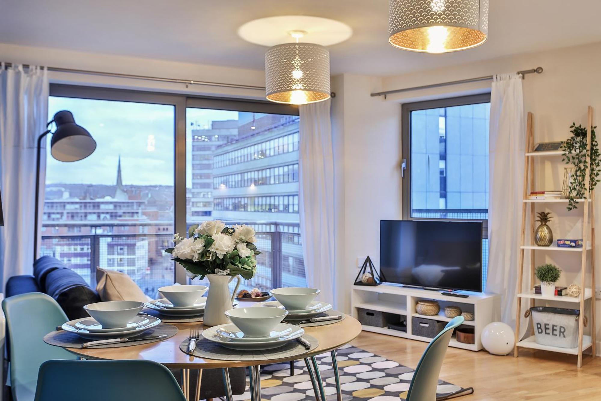 Skyview Apartment By Noknokstay - City Centre With Parking - Group, Family, Business Шеффілд Екстер'єр фото