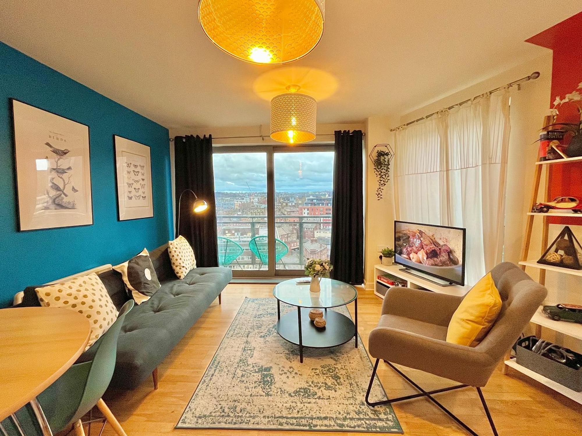 Skyview Apartment By Noknokstay - City Centre With Parking - Group, Family, Business Шеффілд Екстер'єр фото