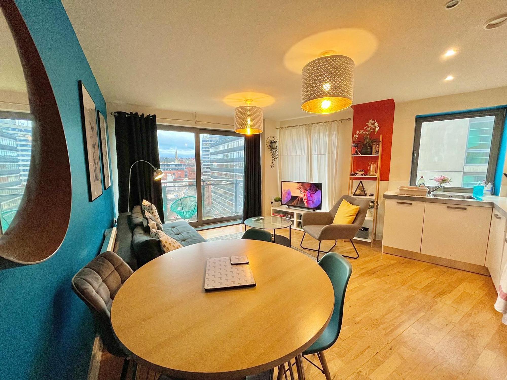 Skyview Apartment By Noknokstay - City Centre With Parking - Group, Family, Business Шеффілд Екстер'єр фото